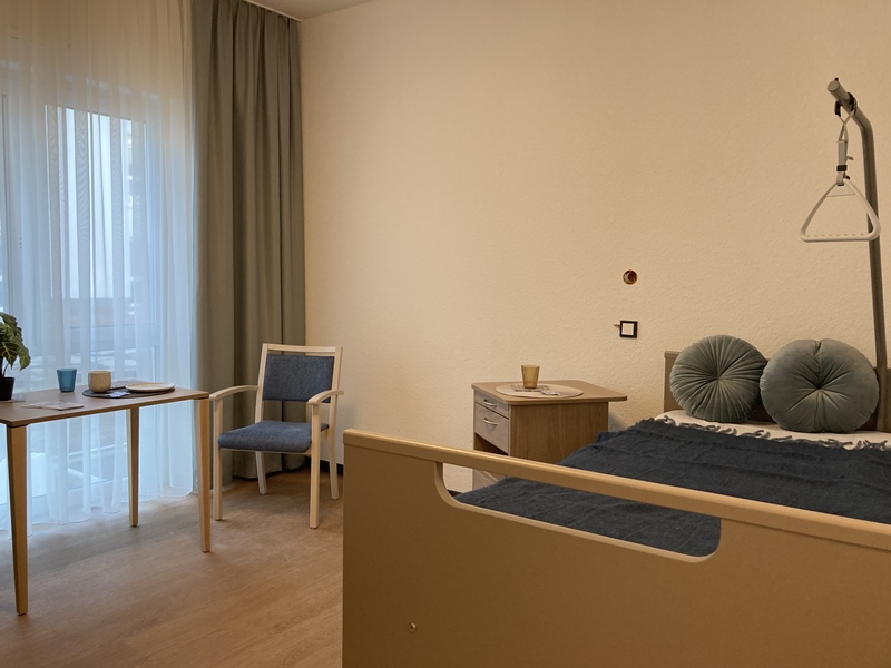 Musterzimmer - Nordik-Care Seniorenresidenz Northeim